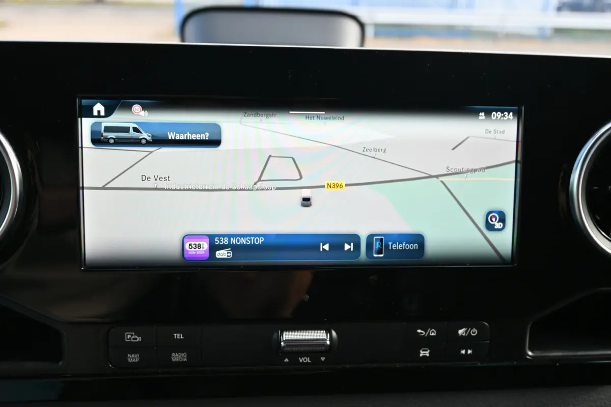 317 CDI L2H2 Pro LED, Geveerde stoel, Navigatie met camera