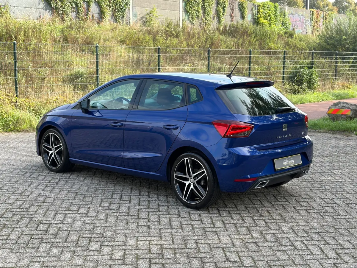 1.0 TSI FR DSG I PDC I LED I CLIMA I CRUISE I STOELVERW I UNIEKE KM