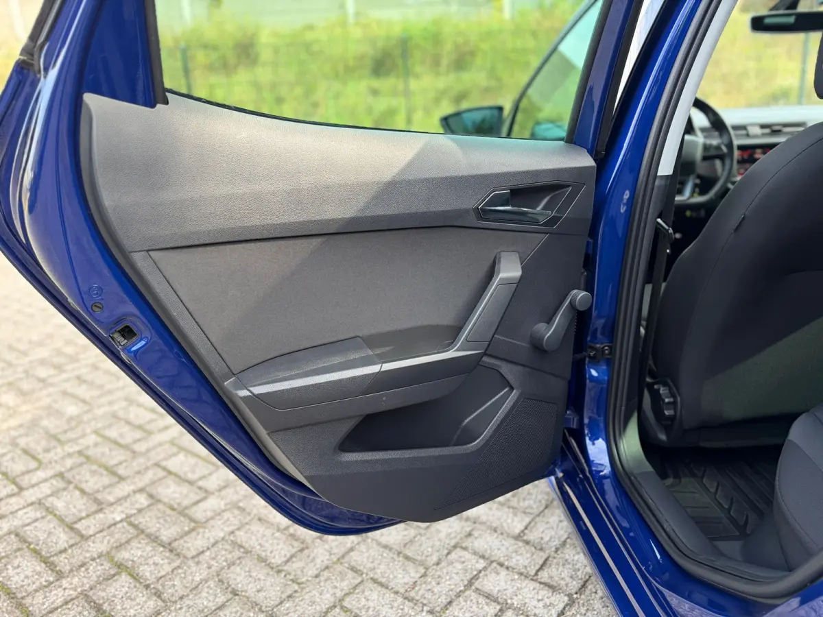 1.0 TSI FR DSG I PDC I LED I CLIMA I CRUISE I STOELVERW I UNIEKE KM