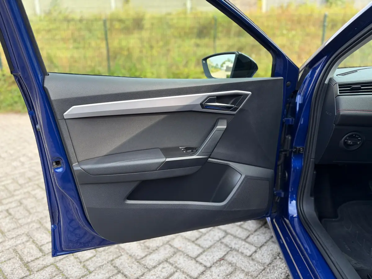 1.0 TSI FR DSG I PDC I LED I CLIMA I CRUISE I STOELVERW I UNIEKE KM
