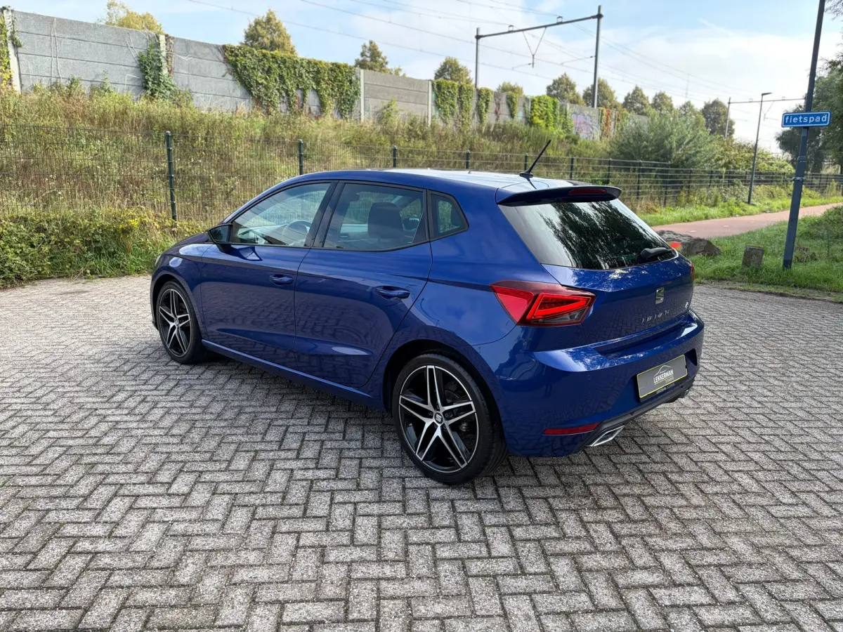1.0 TSI FR DSG I PDC I LED I CLIMA I CRUISE I STOELVERW I UNIEKE KM