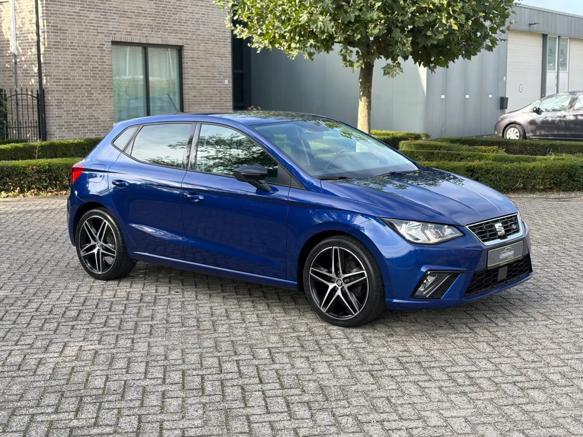 1.0 TSI FR DSG I PDC I LED I CLIMA I CRUISE I STOELVERW I UNIEKE KM