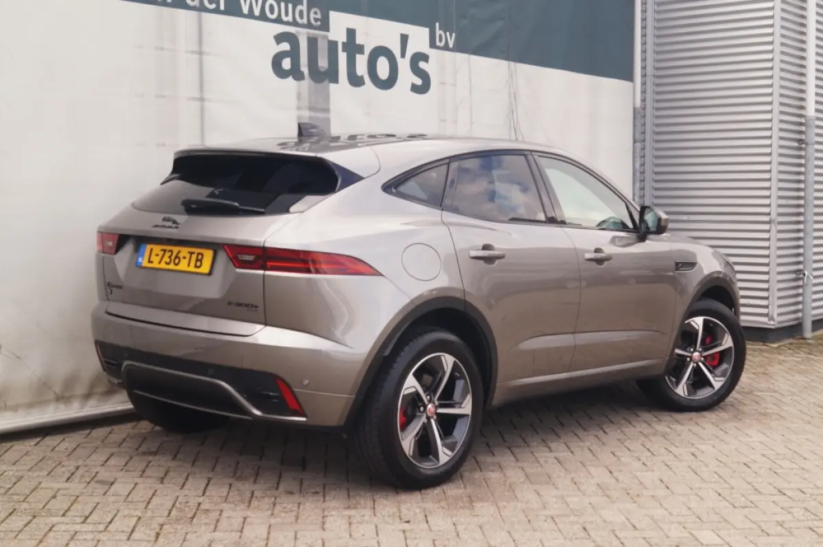 1.5 P300e AWD R-Dynamic HSE -LEER-PANO-CAM-ECC-