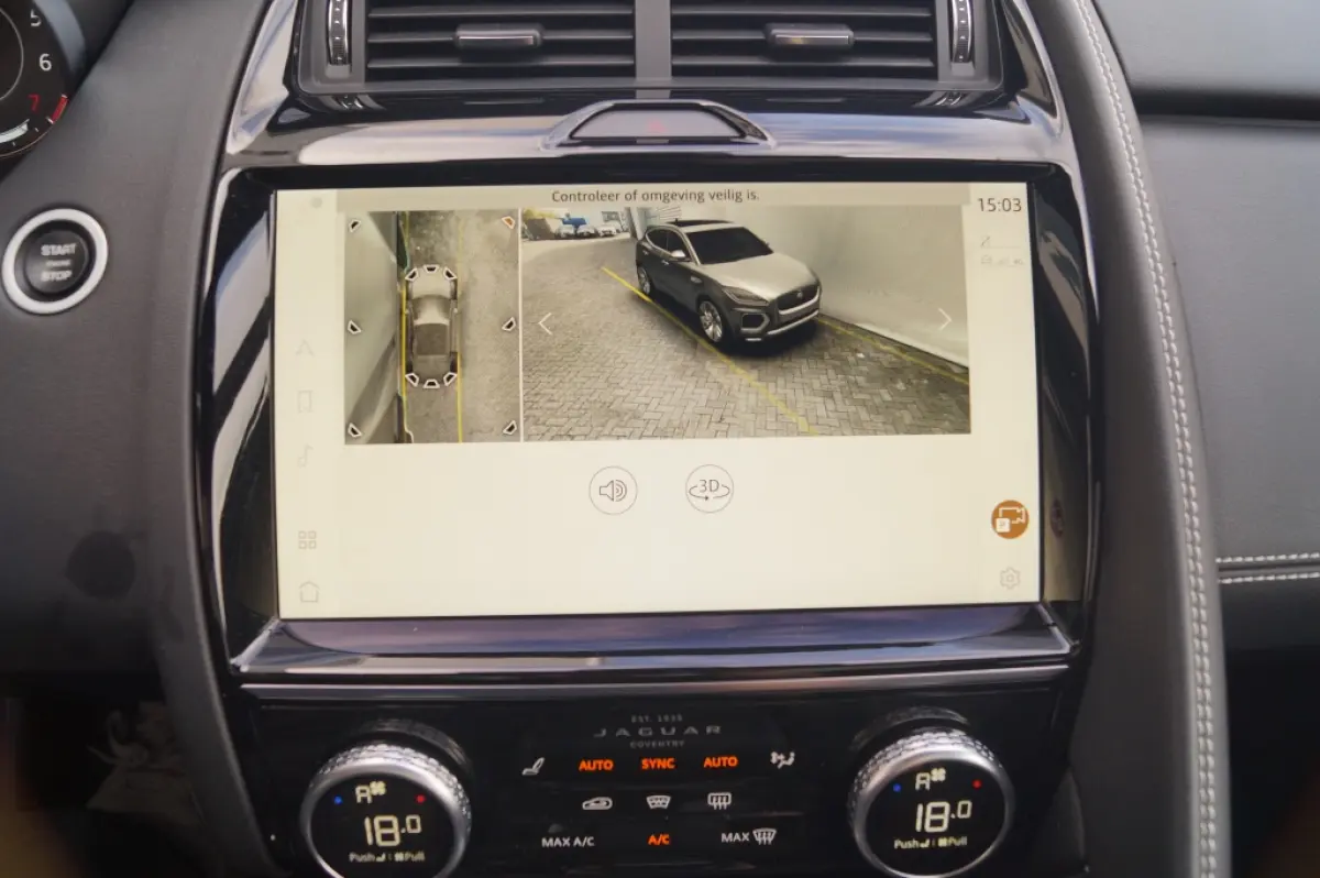 1.5 P300e AWD R-Dynamic HSE -LEER-PANO-CAM-ECC-