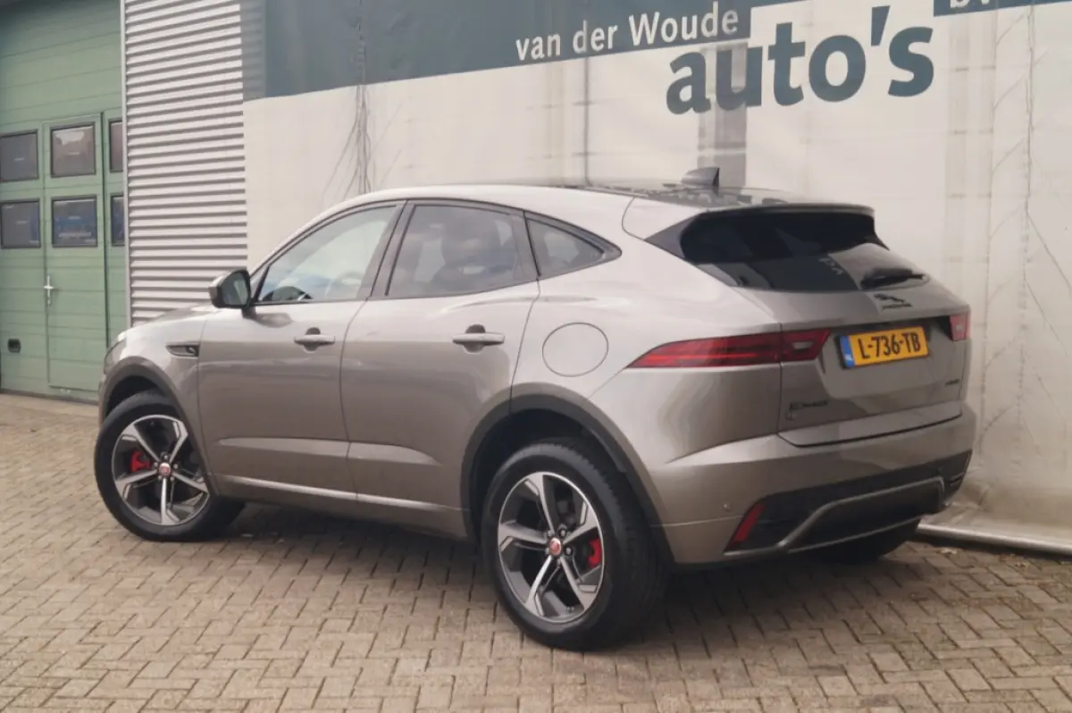 1.5 P300e AWD R-Dynamic HSE -LEER-PANO-CAM-ECC-