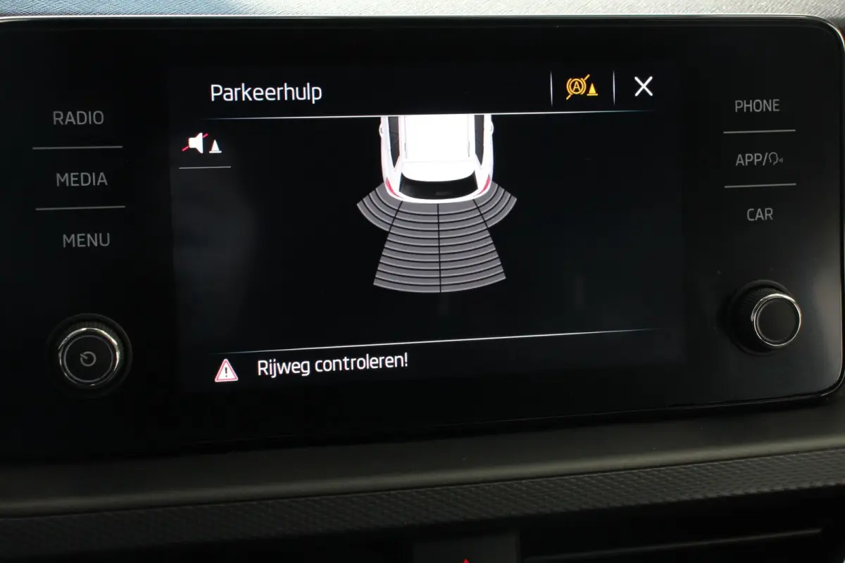1.0 TSI 110pk Automaat Life Navigatie Apple Carplay/Android Auto Airco Dab Led Adaptive Cruise Control Verwarmde voorstoelen