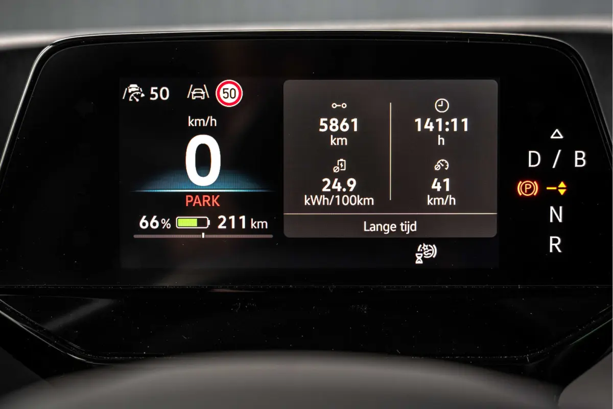 79KWH | WLPT 445 | IQ Light| 360° Camera | Carplay | PDC | Zijschuifdeur L+R |