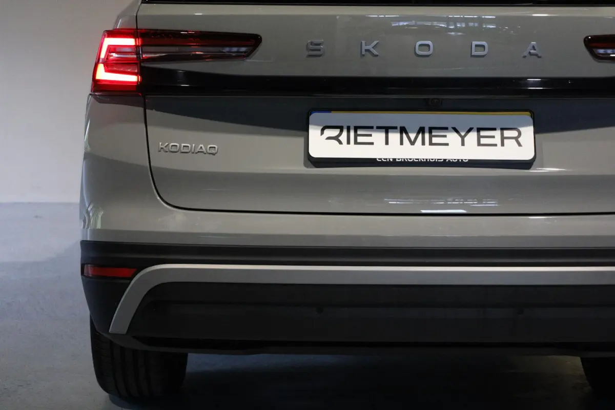 1.5 TSI MHEV Business Edition 7p. |Camera |Memory |Sfeer |Stoelverw.