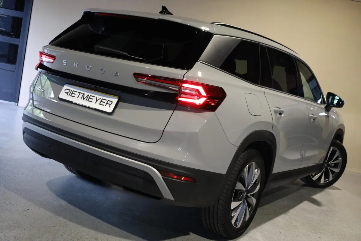 1.5 TSI MHEV Business Edition 7p. |Camera |Memory |Sfeer |Stoelverw.