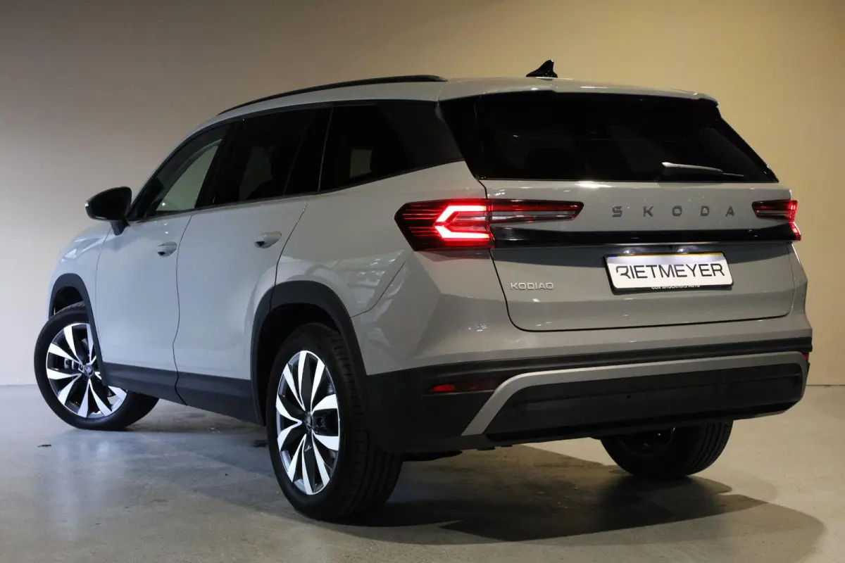 1.5 TSI MHEV Business Edition 7p. |Camera |Memory |Sfeer |Stoelverw.