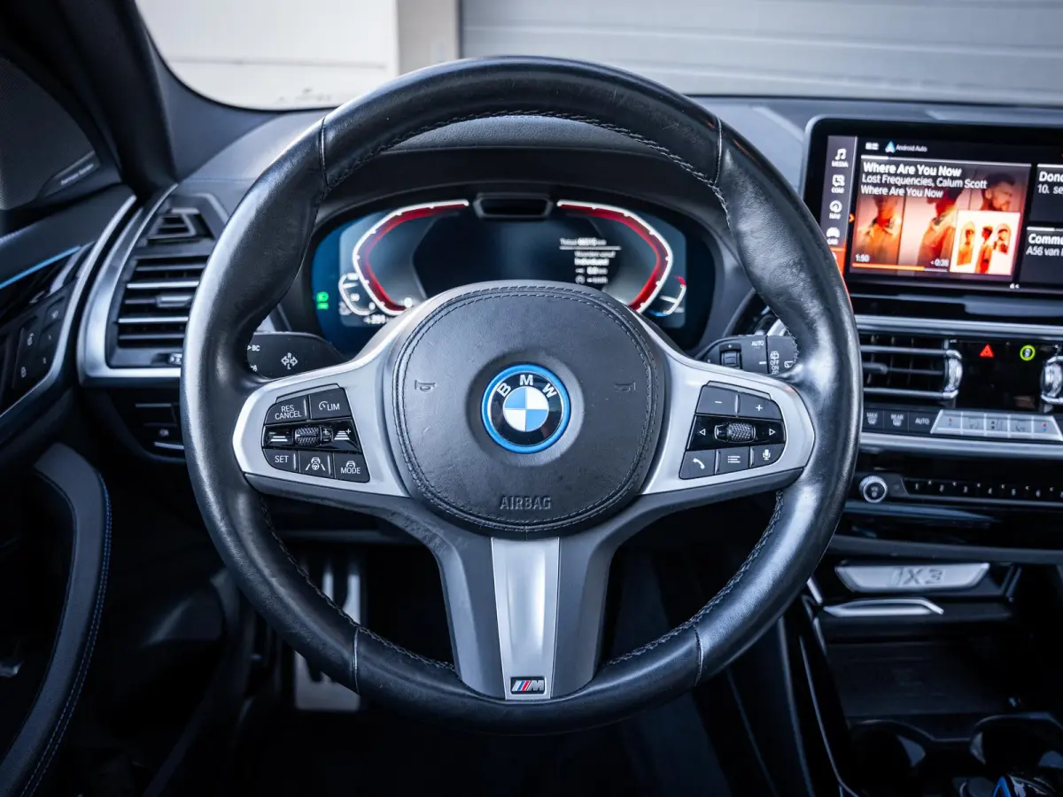 Executive 80 kWh M-Sport l BTW l Pano l HUD l ACC l H/kardon