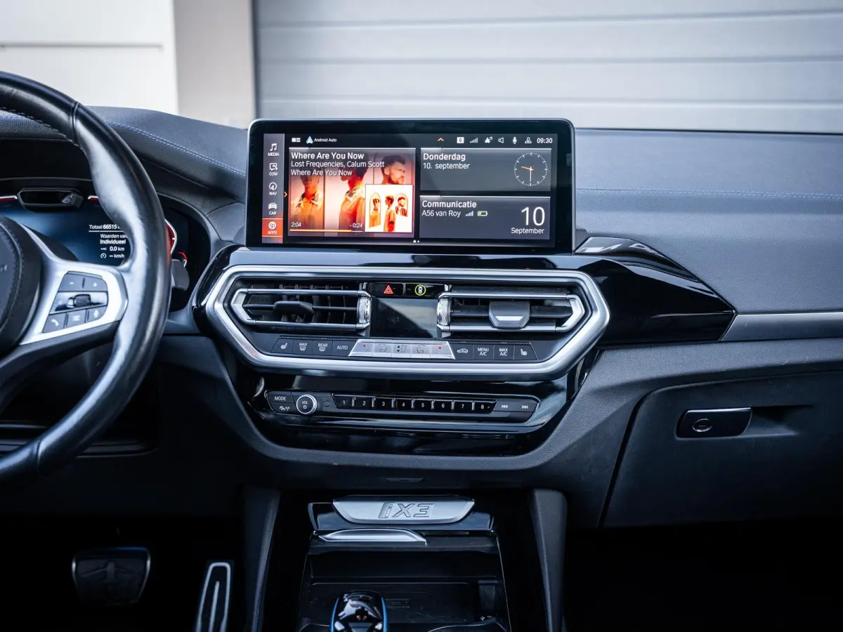 Executive 80 kWh M-Sport l BTW l Pano l HUD l ACC l H/kardon