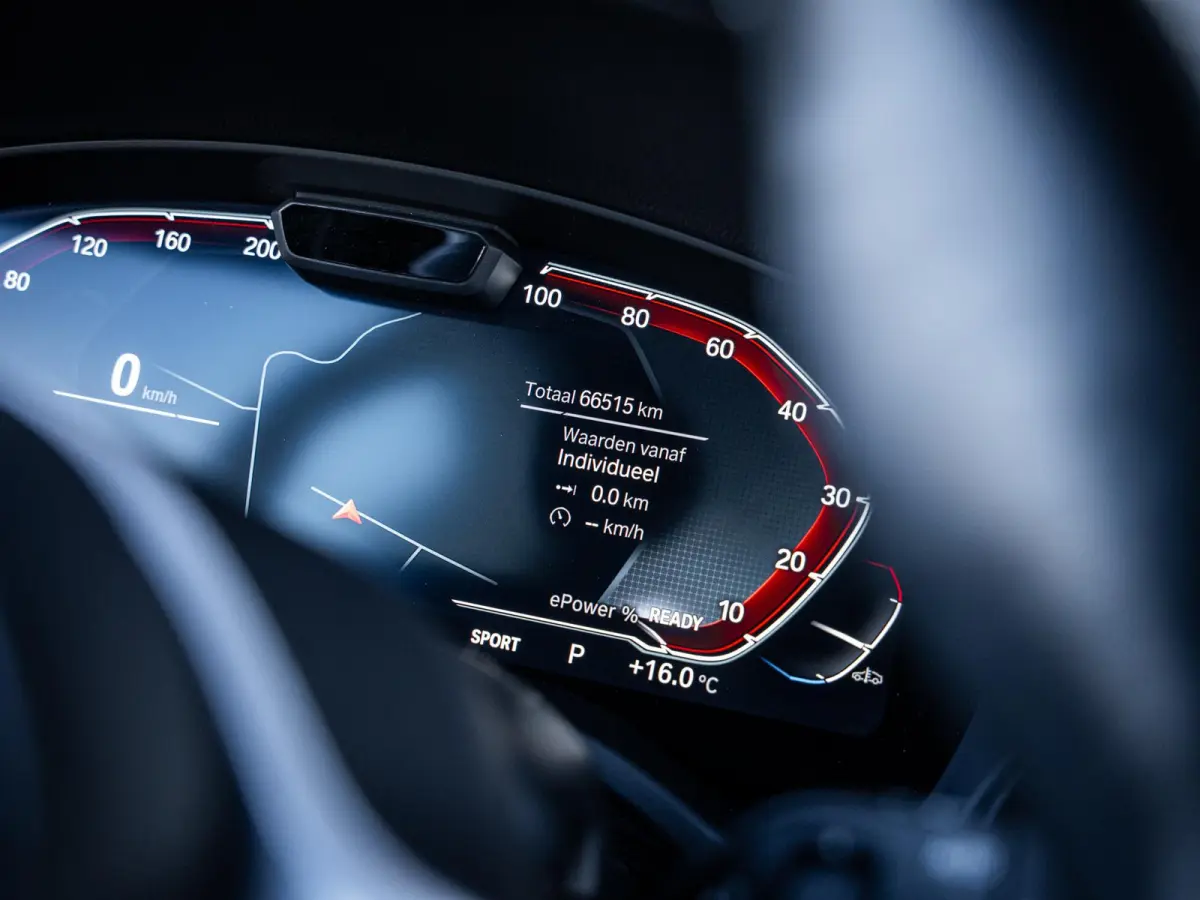 Executive 80 kWh M-Sport l BTW l Pano l HUD l ACC l H/kardon