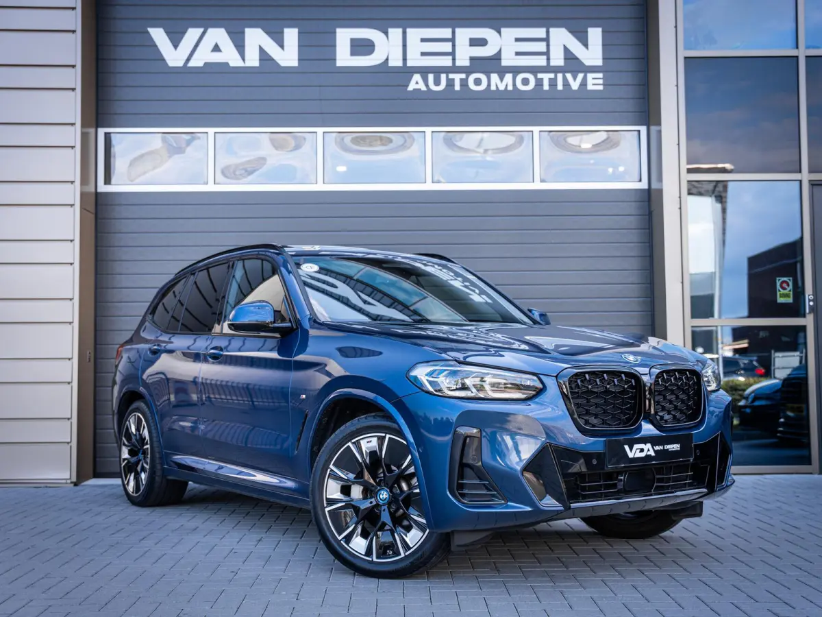 Executive 80 kWh M-Sport l BTW l Pano l HUD l ACC l H/kardon