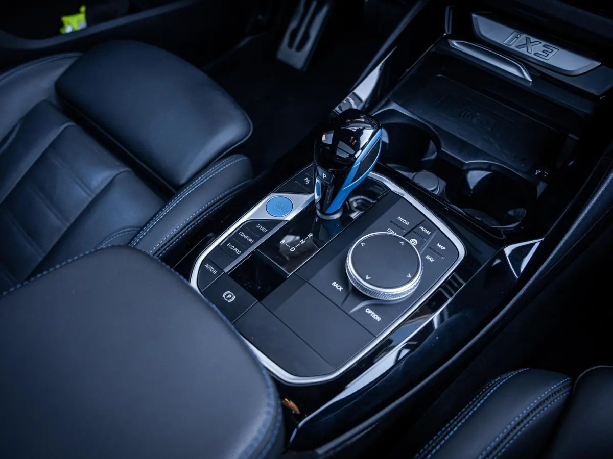 Executive 80 kWh M-Sport l BTW l Pano l HUD l ACC l H/kardon