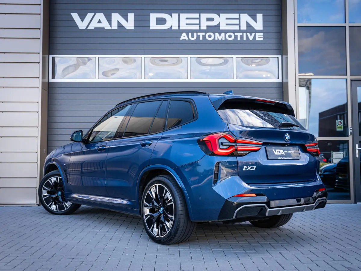Executive 80 kWh M-Sport l BTW l Pano l HUD l ACC l H/kardon
