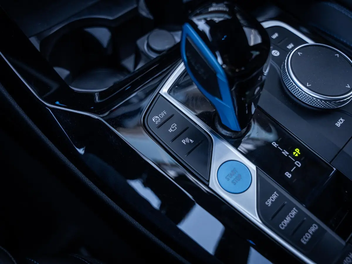 Executive 80 kWh M-Sport l BTW l Pano l HUD l ACC l H/kardon