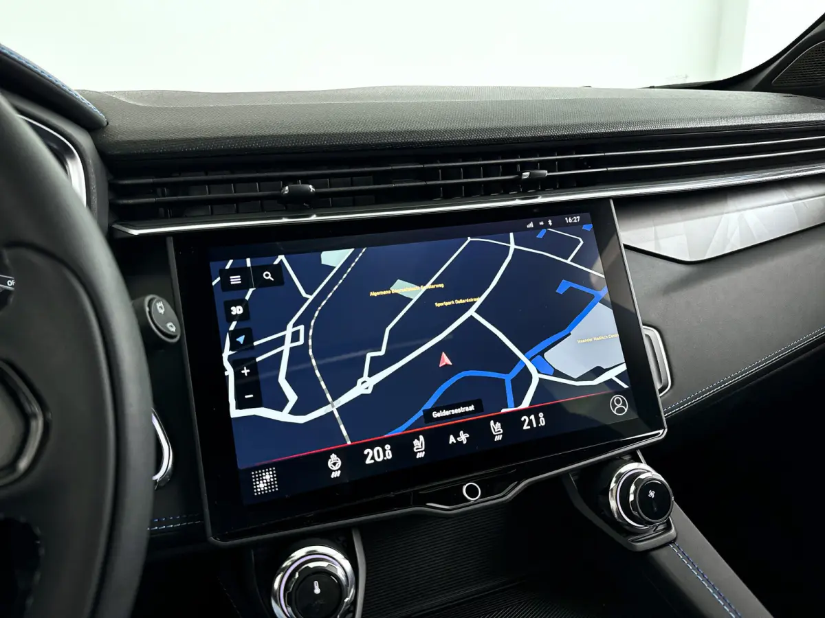 1.5 | Panoramadak | 360° Camera | Infinity audio | Blis | Stoel- en stuurverwarming | Adaptieve cruise control