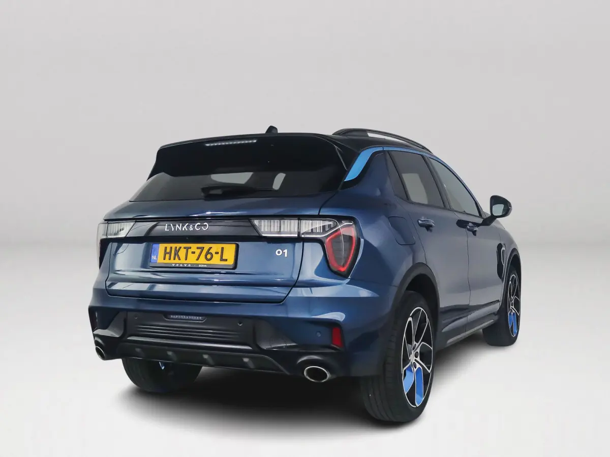 1.5 | Panoramadak | 360° Camera | Infinity audio | Blis | Stoel- en stuurverwarming | Adaptieve cruise control