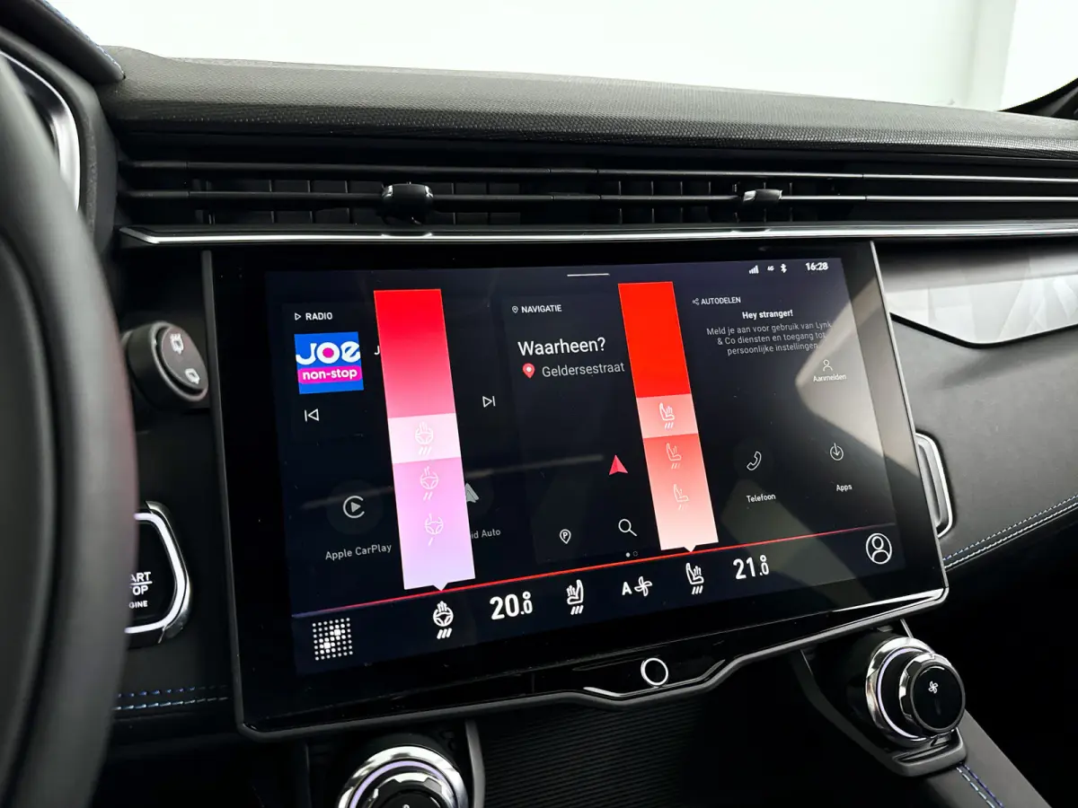 1.5 | Panoramadak | 360° Camera | Infinity audio | Blis | Stoel- en stuurverwarming | Adaptieve cruise control