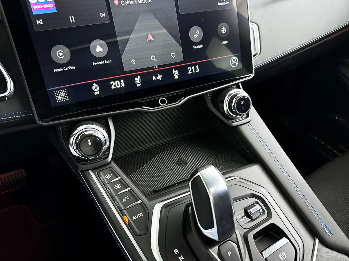 1.5 | Panoramadak | 360° Camera | Infinity audio | Blis | Stoel- en stuurverwarming | Adaptieve cruise control