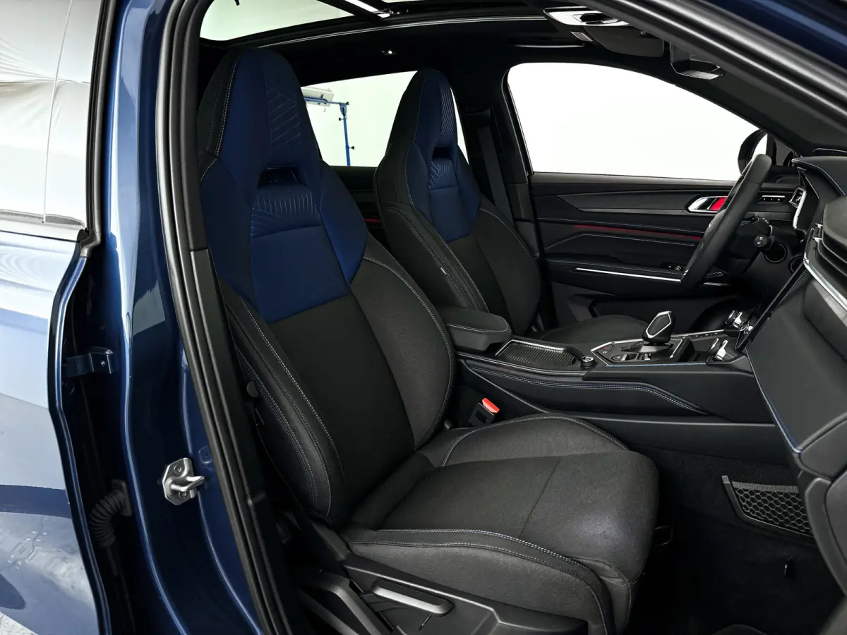 1.5 | Panoramadak | 360° Camera | Infinity audio | Blis | Stoel- en stuurverwarming | Adaptieve cruise control