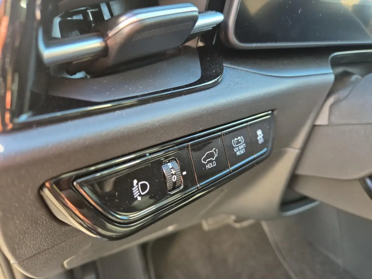 1.6 GDi Hybrid DynamicPlusLine | Airco | Navi | Camera | Schuifdak | Stoelverwarming | Stuurverwarming | Leder | DEMO |