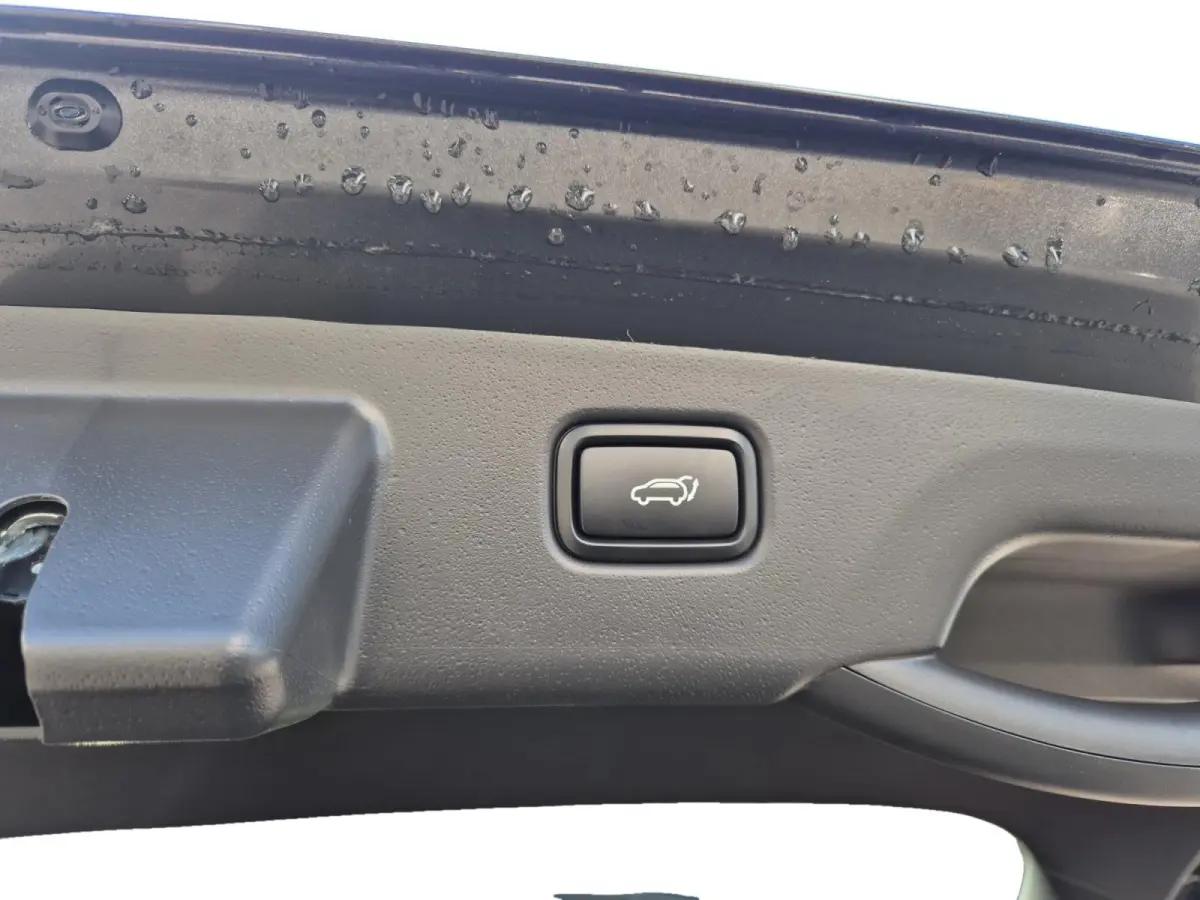 1.6 GDi Hybrid DynamicPlusLine | Airco | Navi | Camera | Schuifdak | Stoelverwarming | Stuurverwarming | Leder | DEMO |