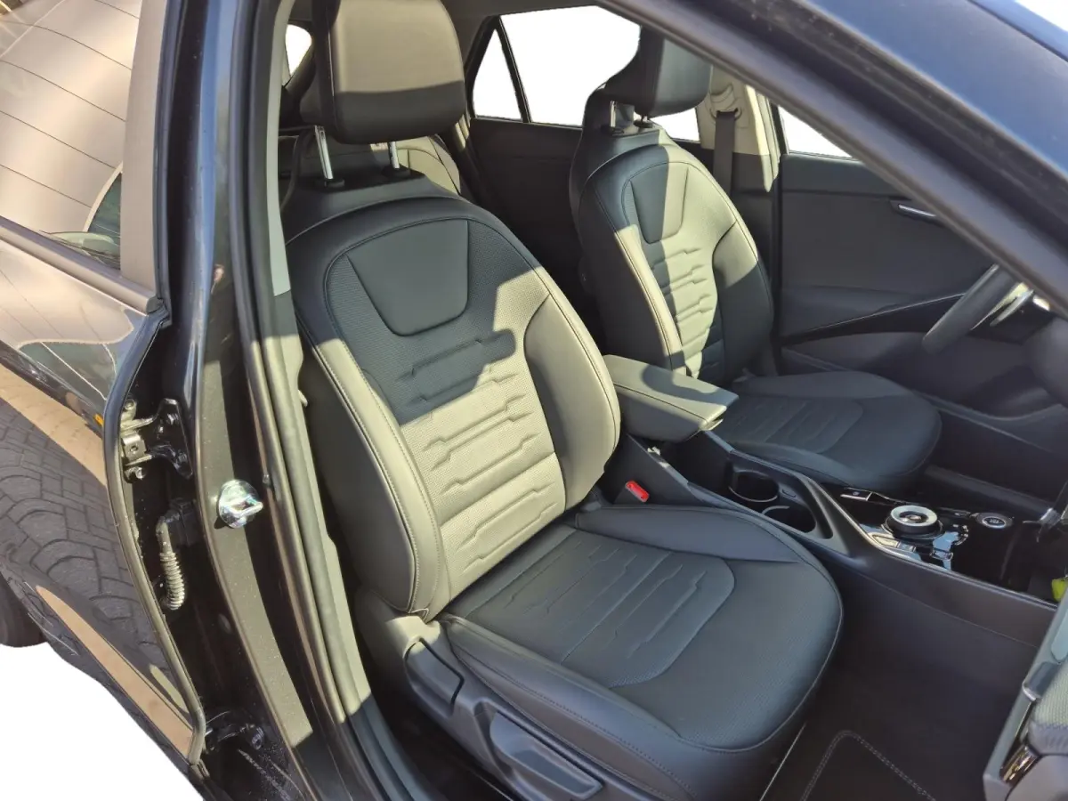 1.6 GDi Hybrid DynamicPlusLine | Airco | Navi | Camera | Schuifdak | Stoelverwarming | Stuurverwarming | Leder | DEMO |