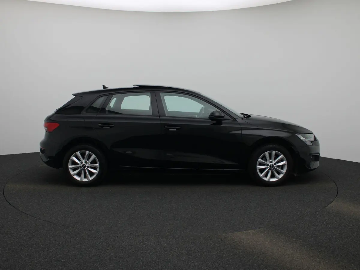 30 TFSI Advanced edition 110 PK | Automaat | Navigatie | Panoramadak | Cruise control | Head-up display | Climate Control |