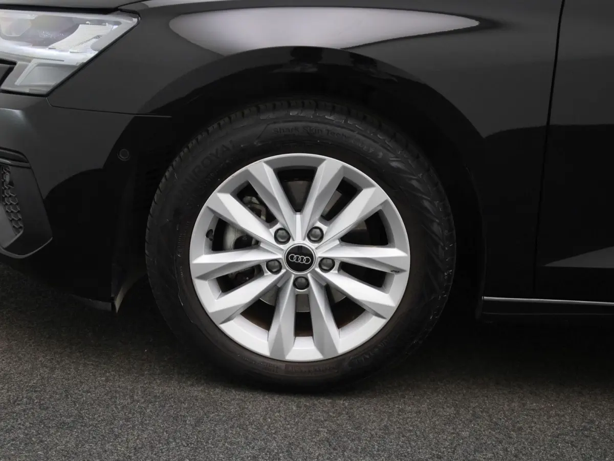 30 TFSI Advanced edition 110 PK | Automaat | Navigatie | Panoramadak | Cruise control | Head-up display | Climate Control |