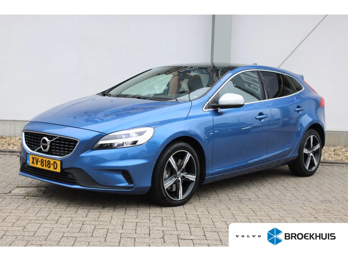 1.5 T3 Polar+ Sport R-Design / Navigatie / Camera / Parkeersensoren / Harman-Kardon / Keyless / Panorama / Stoelverwarmd / Alcantara / LED