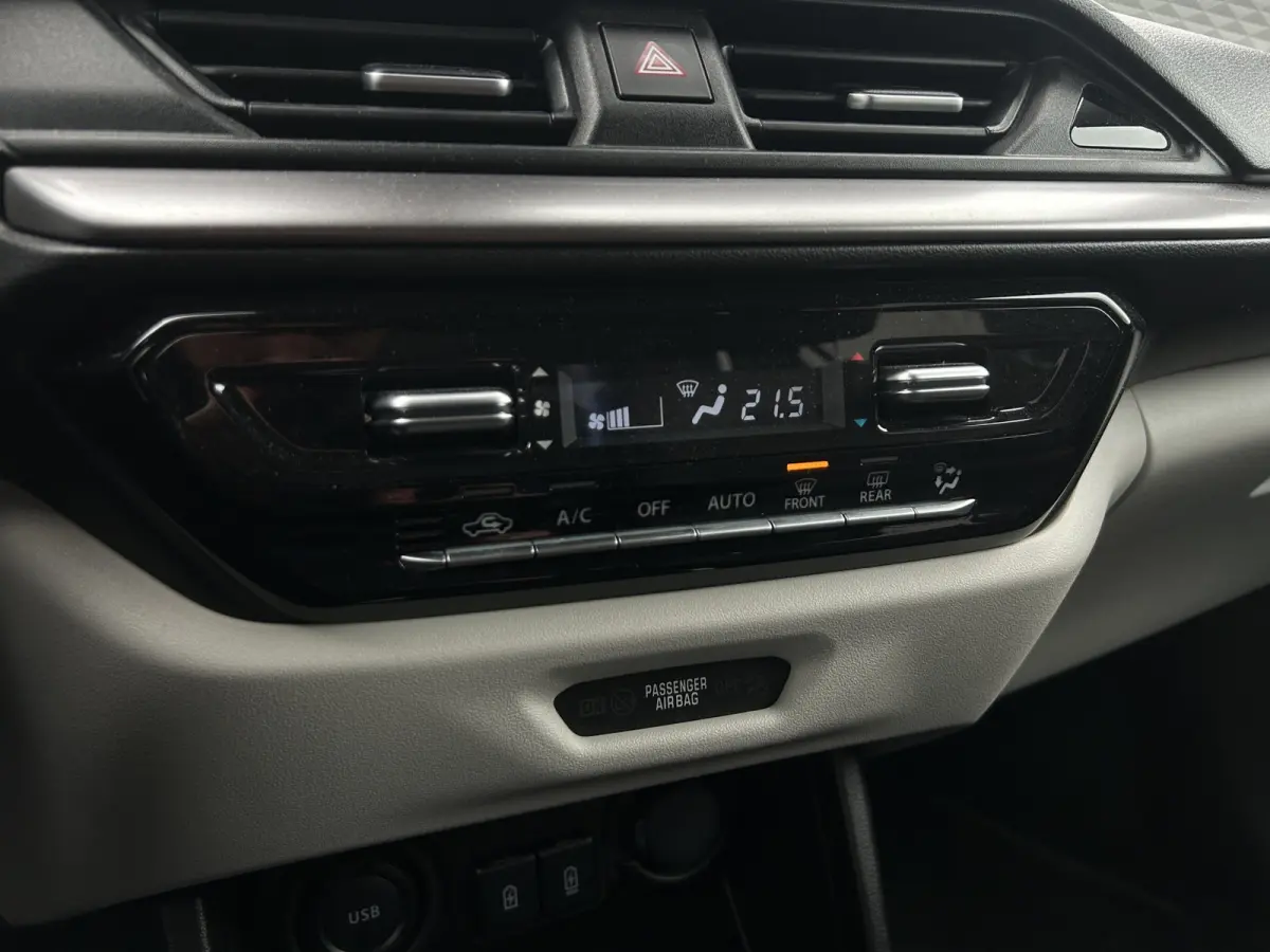 1.2 Style Smart Hybrid | Camera | Stoelverwarming | Apple Carplay | Cruise Control
