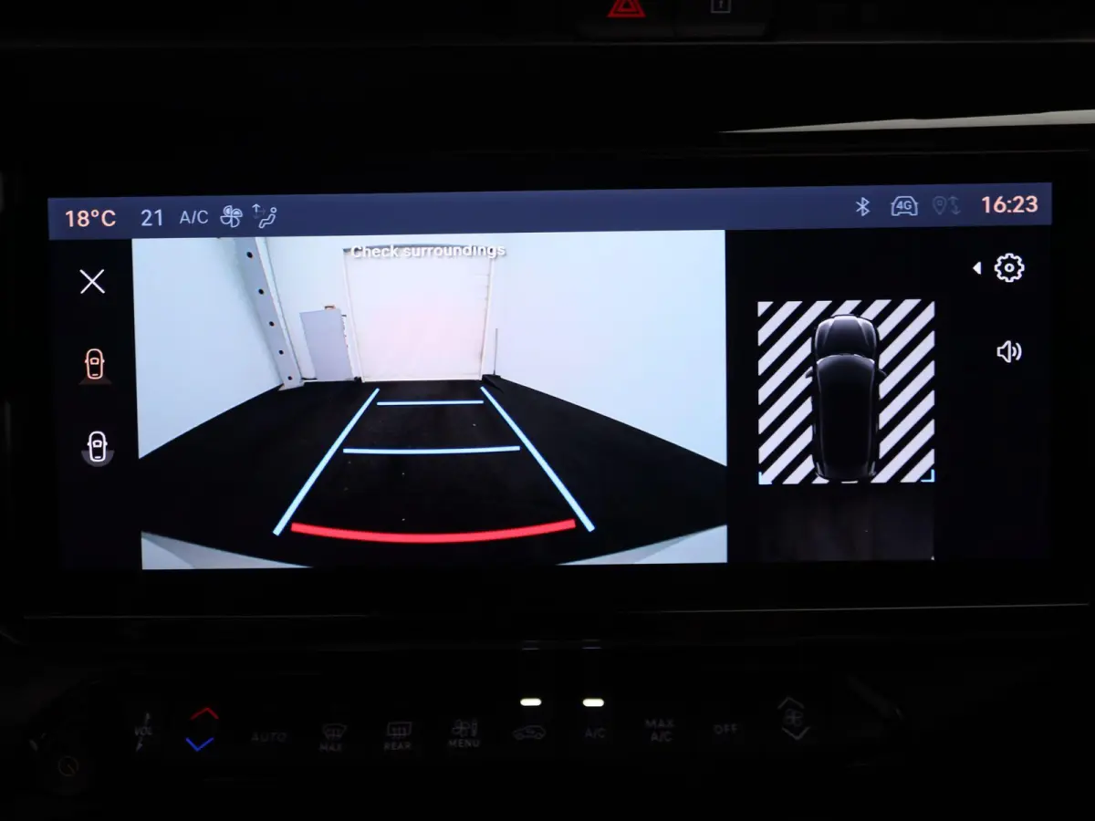 1.2 Turbo Hybrid Ibrida Sport Speciale | Techno Pack | Electrisch Panorama Schuifdak | LMV 18" | Two-Tone kleur | Spciale Actie Korting! |