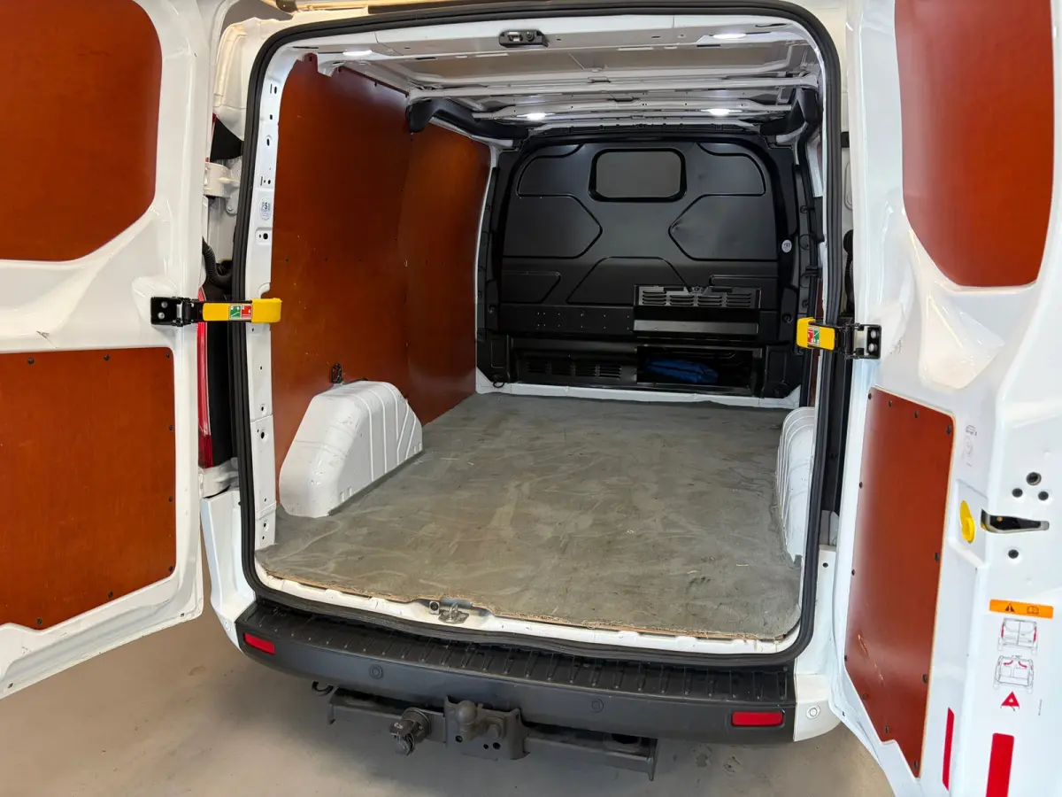 280 L1H1 Trend 2.0 TDCi | Trekhaak | Imperiaal | Betimmering | Camera |