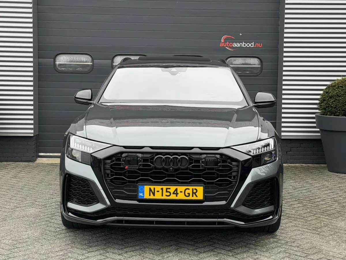RS 4.0 TFSI RS Q8 quattro | Akrapovic | RS Dynamic | Panoramdak | Bang & Olufsen Advanced | Head-Up | 3D Camera |