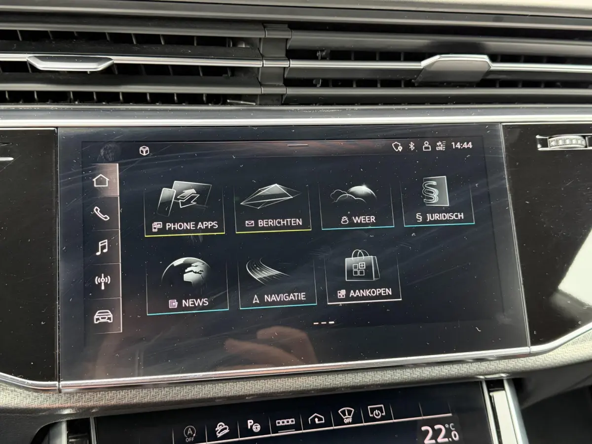 RS 4.0 TFSI RS Q8 quattro | Akrapovic | RS Dynamic | Panoramdak | Bang & Olufsen Advanced | Head-Up | 3D Camera |