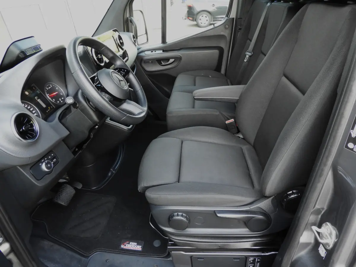 317 1.9 CDI L2H2 RWD AUT | LED | MBUX | CAMERA | 18 INCH
