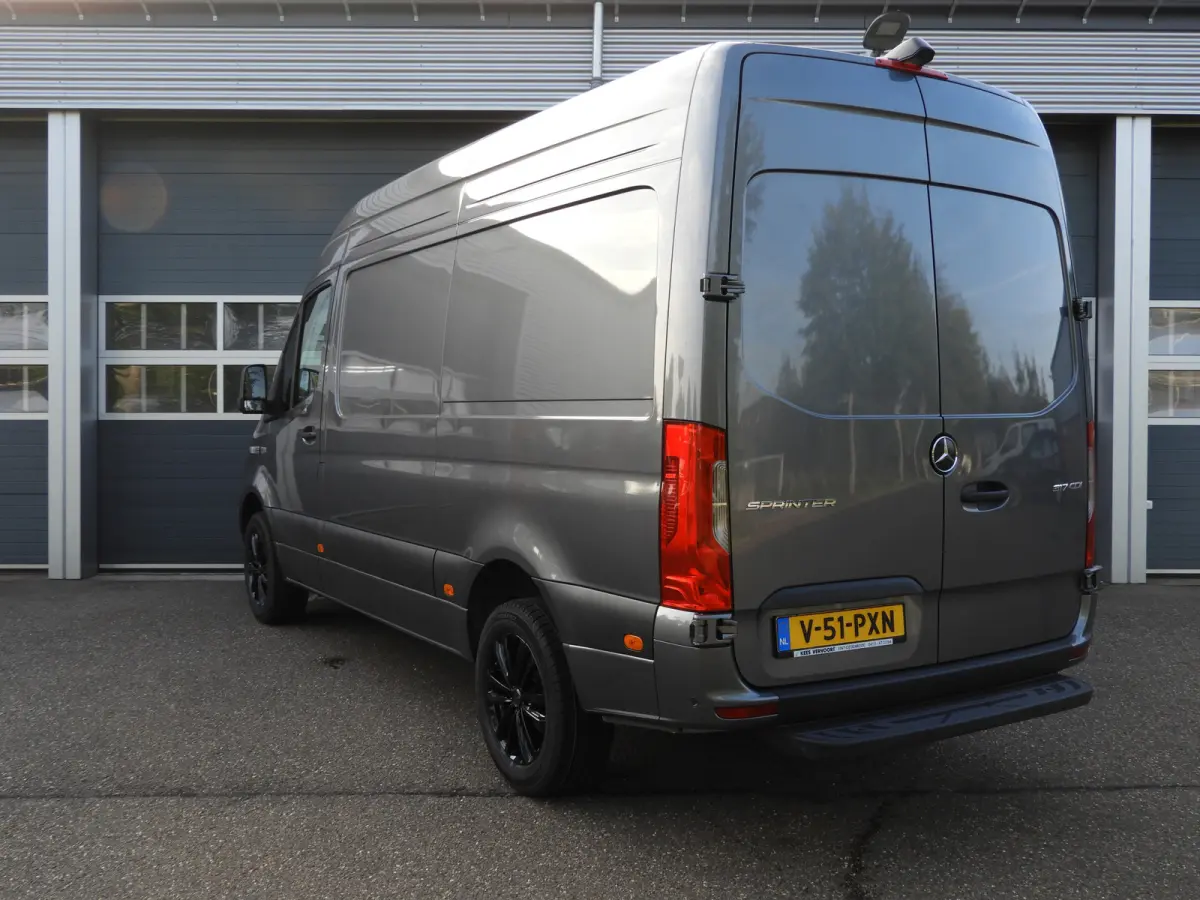 317 1.9 CDI L2H2 RWD AUT | LED | MBUX | CAMERA | 18 INCH