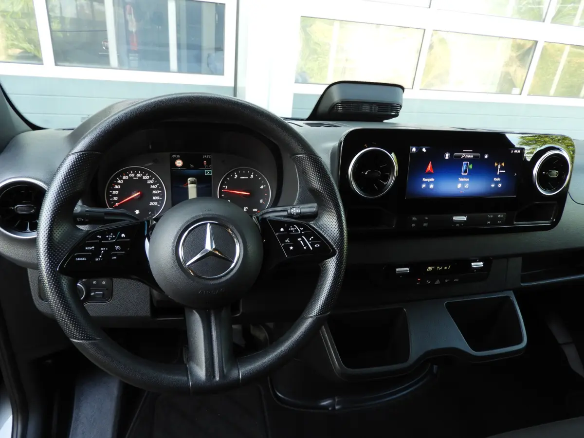 317 1.9 CDI L2H2 RWD AUT | LED | MBUX | CAMERA | 18 INCH