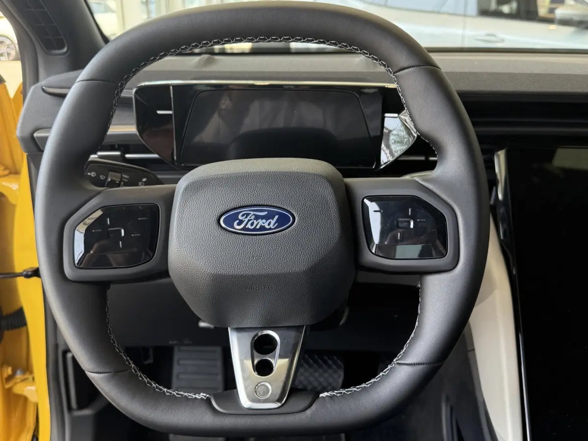 Extended Range RWD 77 kWh | €3500 Ford Voordeel | Elek. trekhaak | Warmtepomp | 21 inch LMV | Adaptieve Cruise Control | Elek. stoel met memory | Frunk Organizer |