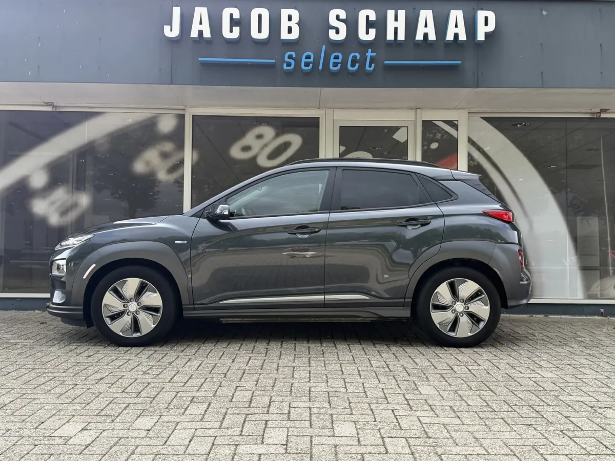 EV Premium 64 kWh / Warmtepomp / Keyless / Stoelverw. + ventilatie / HU-display