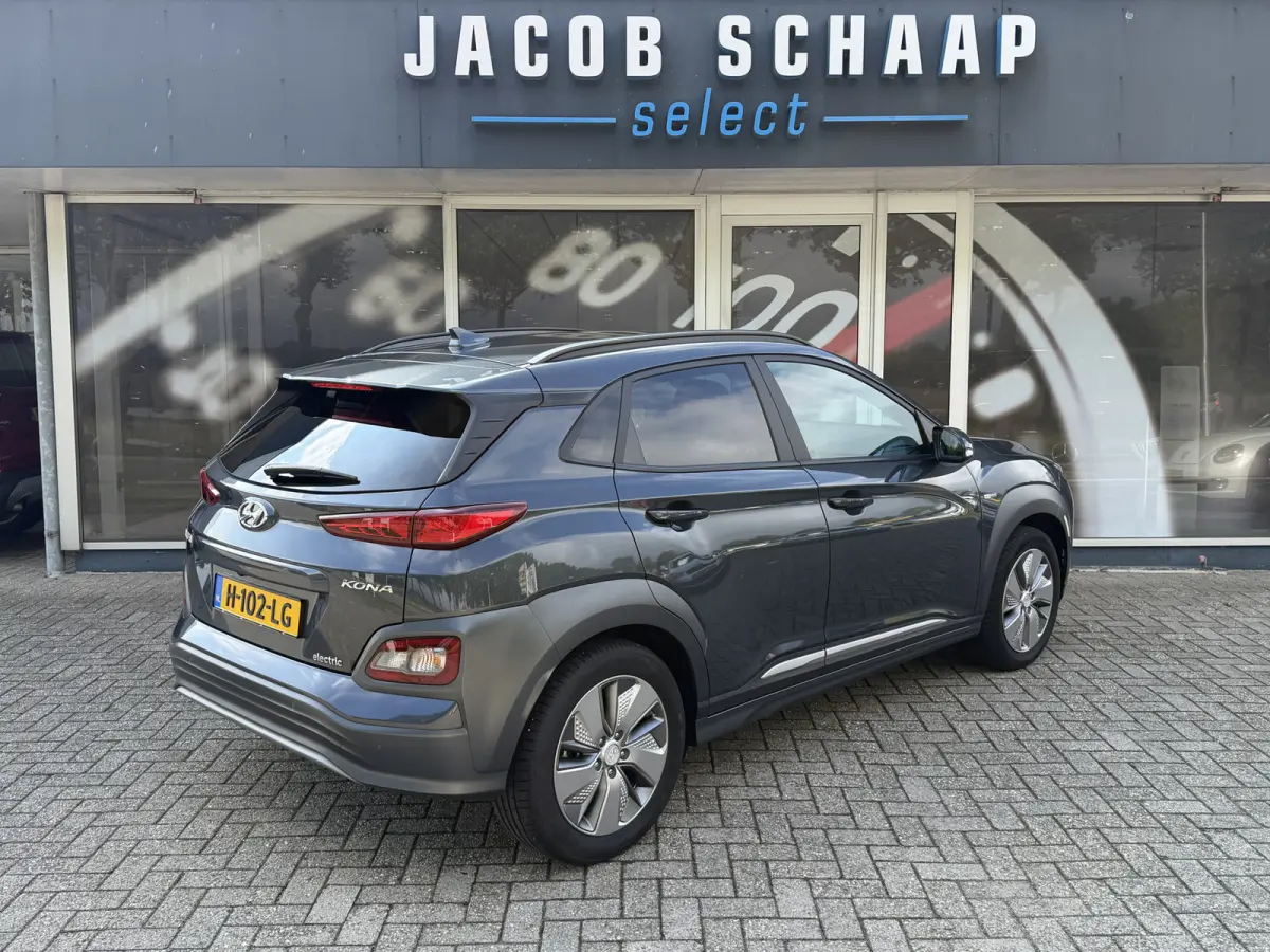 EV Premium 64 kWh / Warmtepomp / Keyless / Stoelverw. + ventilatie / HU-display