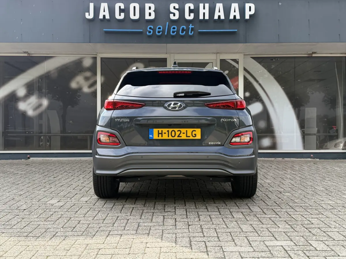 EV Premium 64 kWh / Warmtepomp / Keyless / Stoelverw. + ventilatie / HU-display