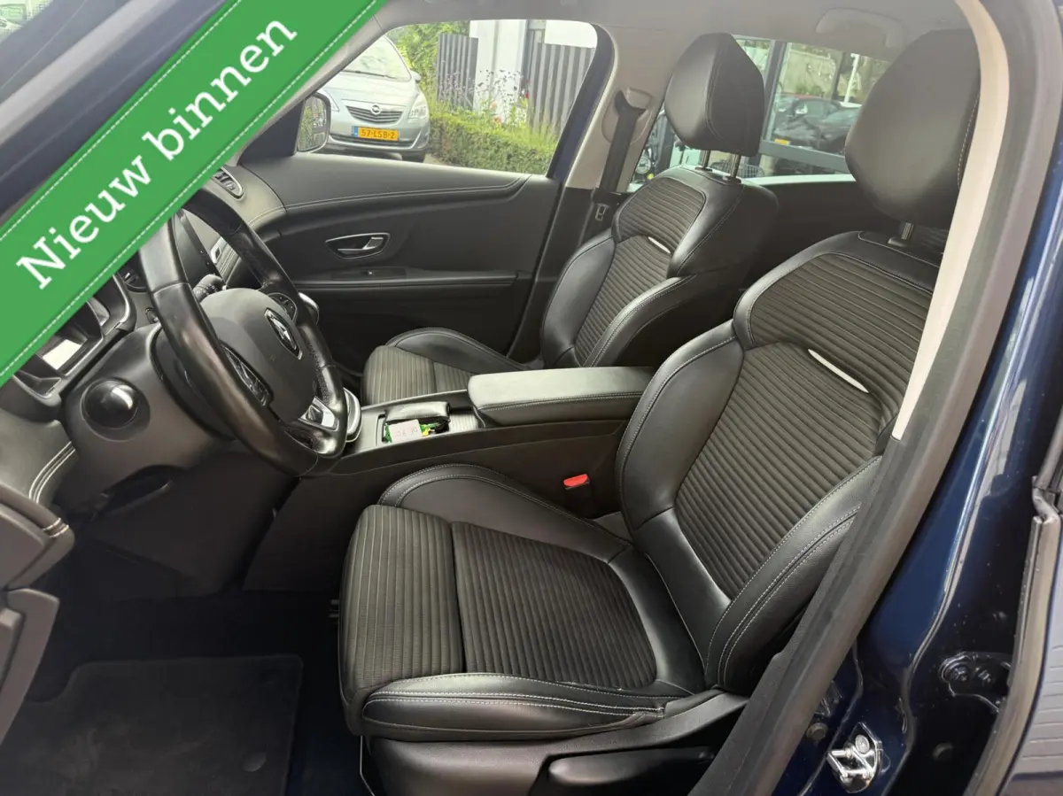 1.3 TCe Bose AUTOMAAT CARPLAY/CAMERA *ALL-IN PRIJS*