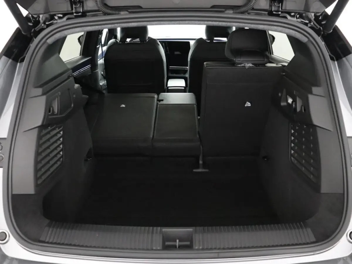EV87 long range esprit Alpine | Pack light & sound | Harman & Kardon | Solarbay glazandak | Pack advanced driving assist & augmented vision |