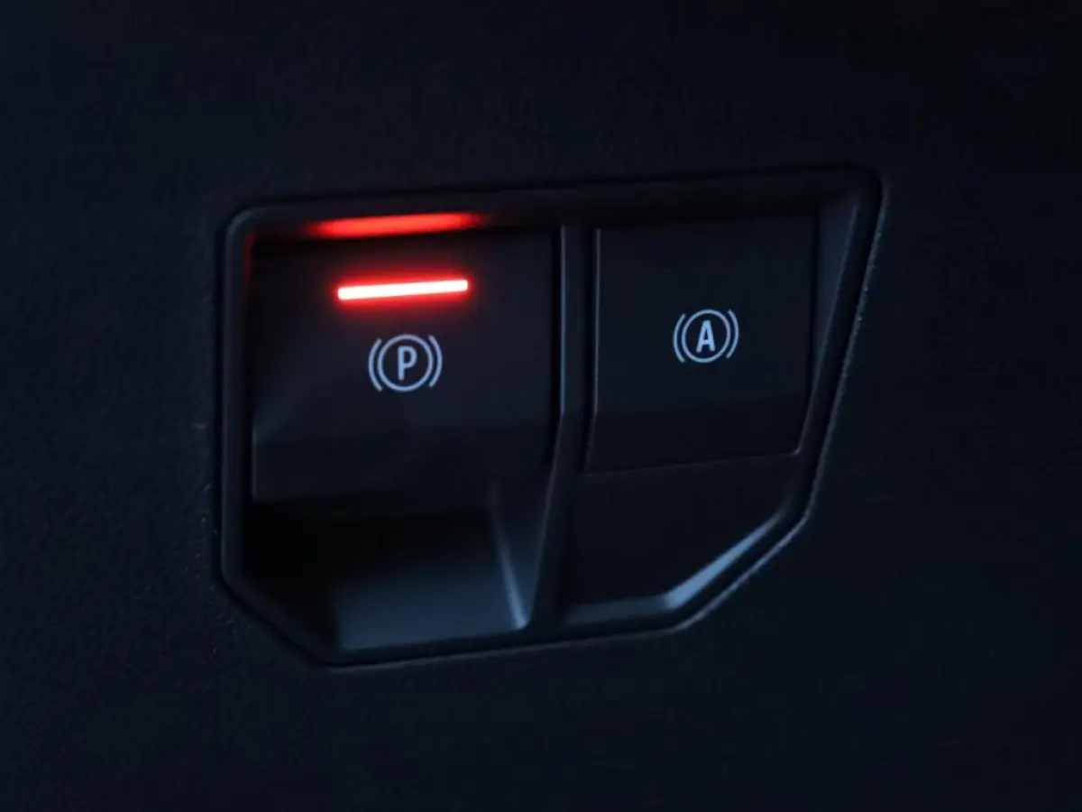 EV87 long range esprit Alpine | Pack light & sound | Harman & Kardon | Solarbay glazandak | Pack advanced driving assist & augmented vision |