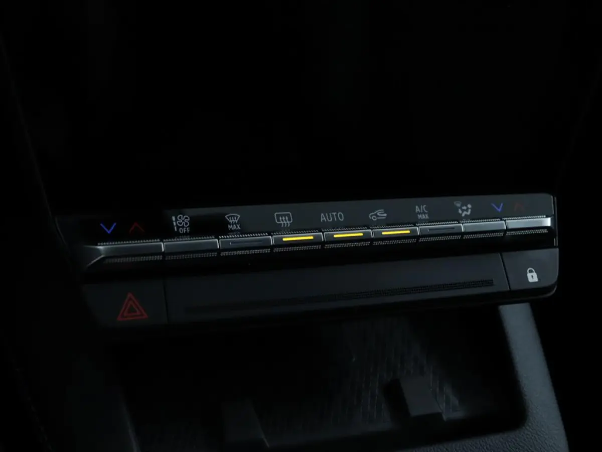 EV87 long range esprit Alpine | Pack light & sound | Harman & Kardon | Solarbay glazandak | Pack advanced driving assist & augmented vision |
