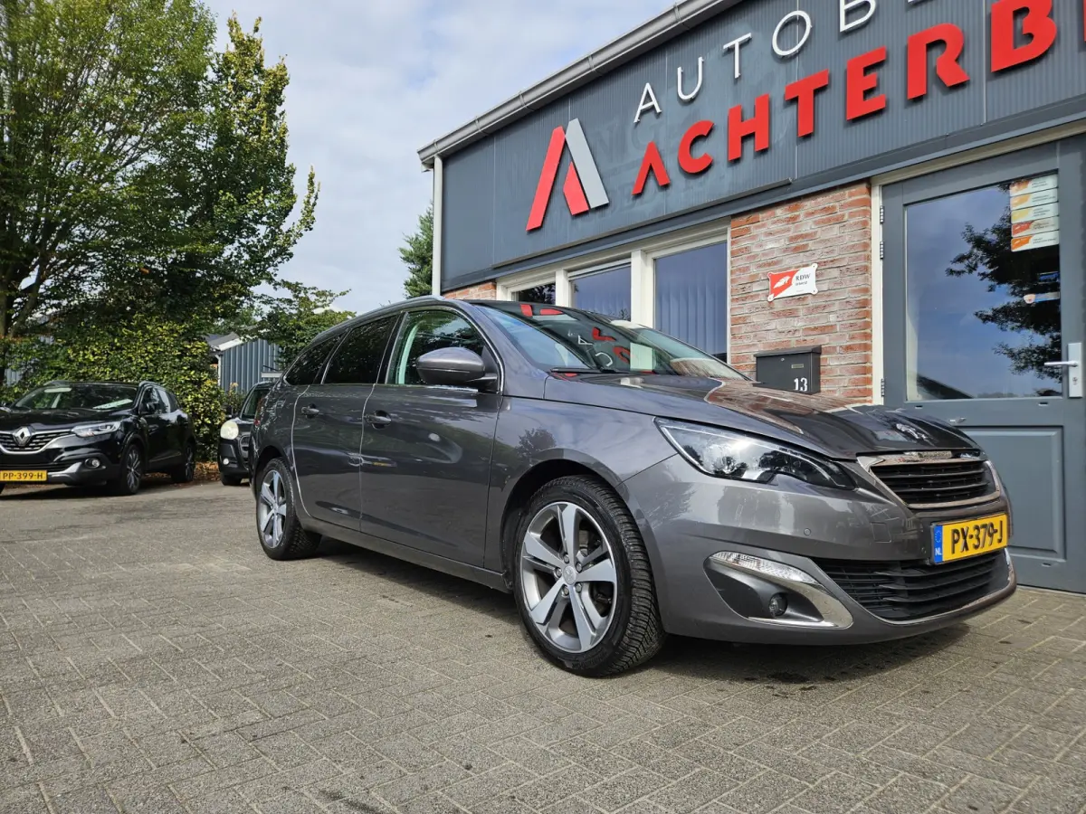 1.2 PureTech Allure Trekhaak! Revisie Motor! LED! Carplay! Panoramadak!