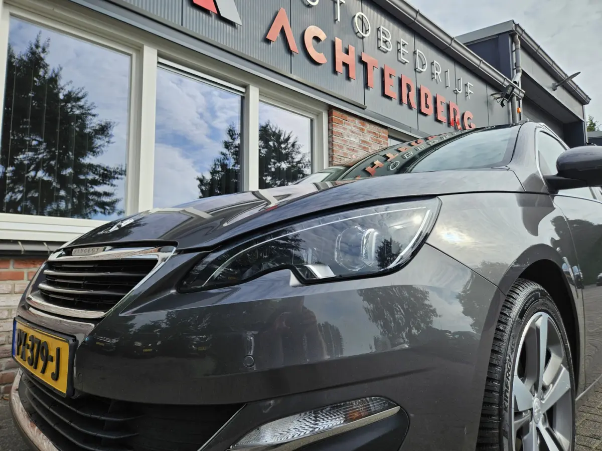 1.2 PureTech Allure Trekhaak! Revisie Motor! LED! Carplay! Panoramadak!